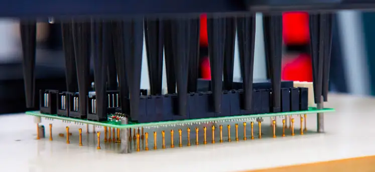 Online PCB test with a flying probe machine